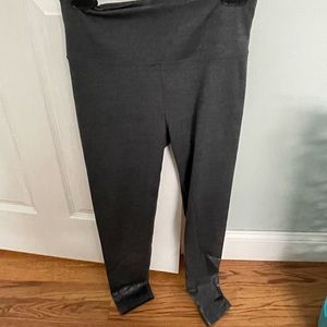 Lilly Pulitzer Luxletic Leggings in perfect condition